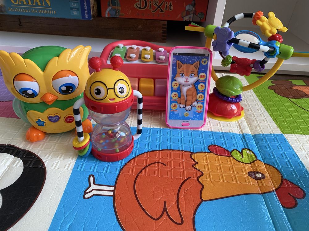 Лот детски играчки 10 и 15 лв
