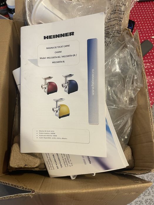 Masina de tocat carne electrica