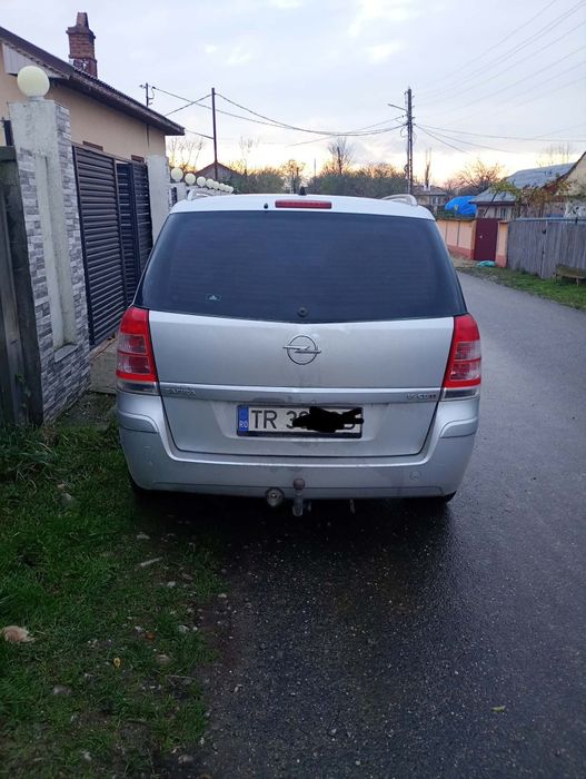 Opel Zafira B 1.9