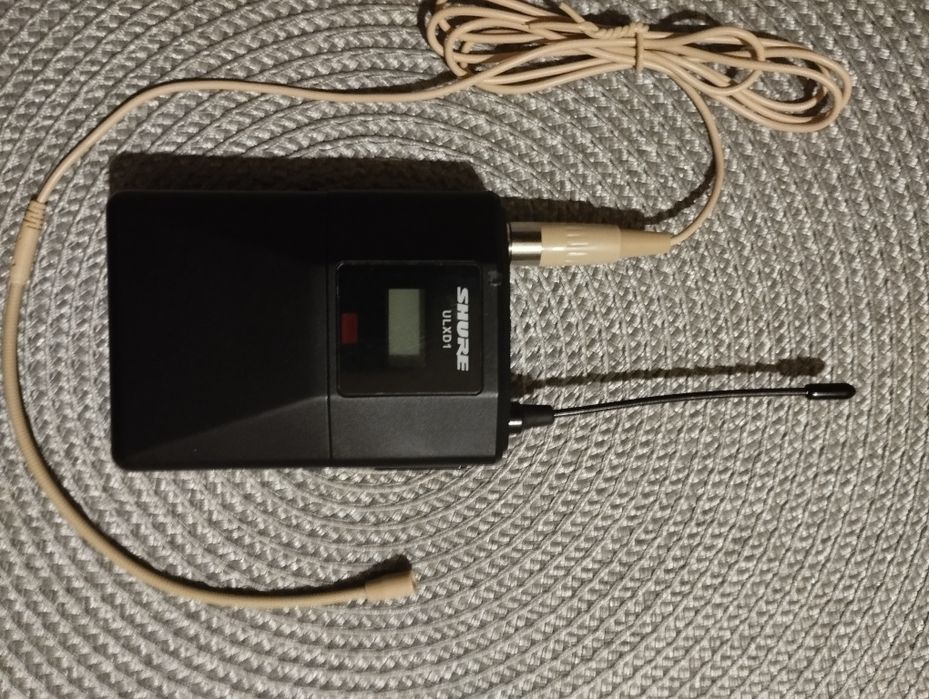 Shure ULX -d4 cu bodypack pentru instrument