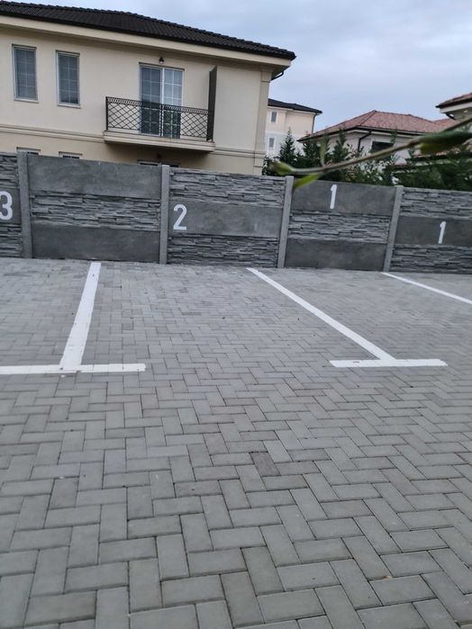 Apartament 2 camere, parter, terasa, loc de parcare