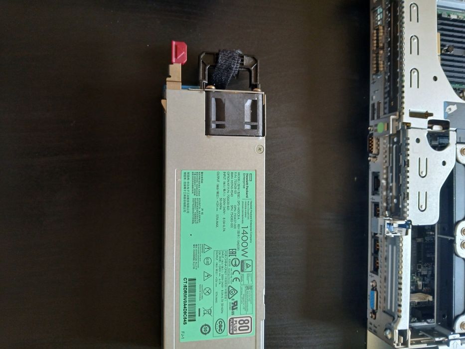 Server Hp Dl360 G9 2x E5-2683 V4 32GB Surse 2x 1400w