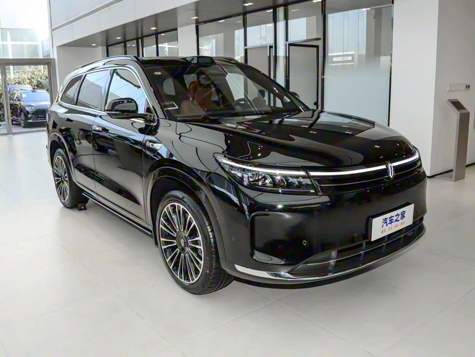 Huawei Aito M7 Ultra