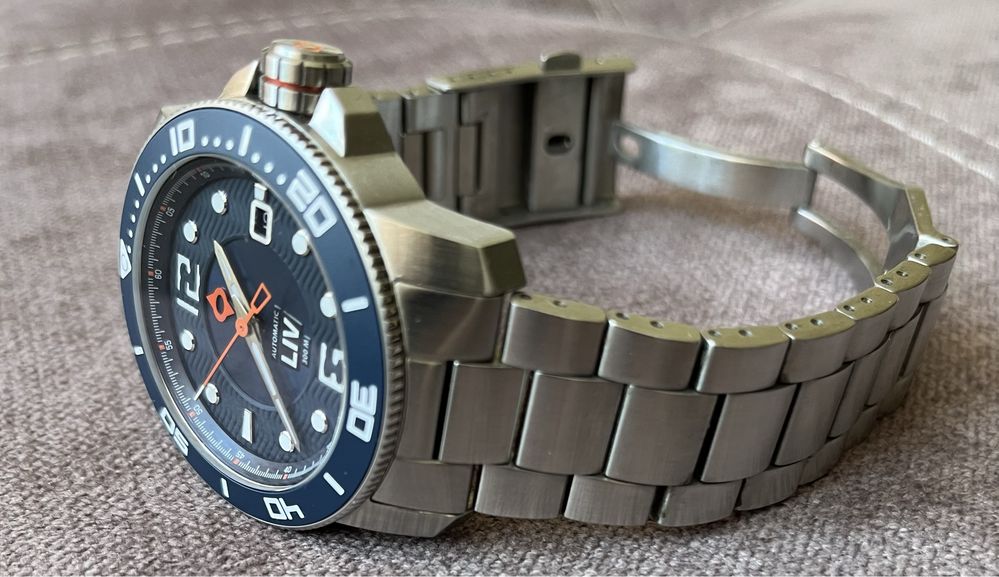 Часовник: LIV GX-DIVER’S 41 mm