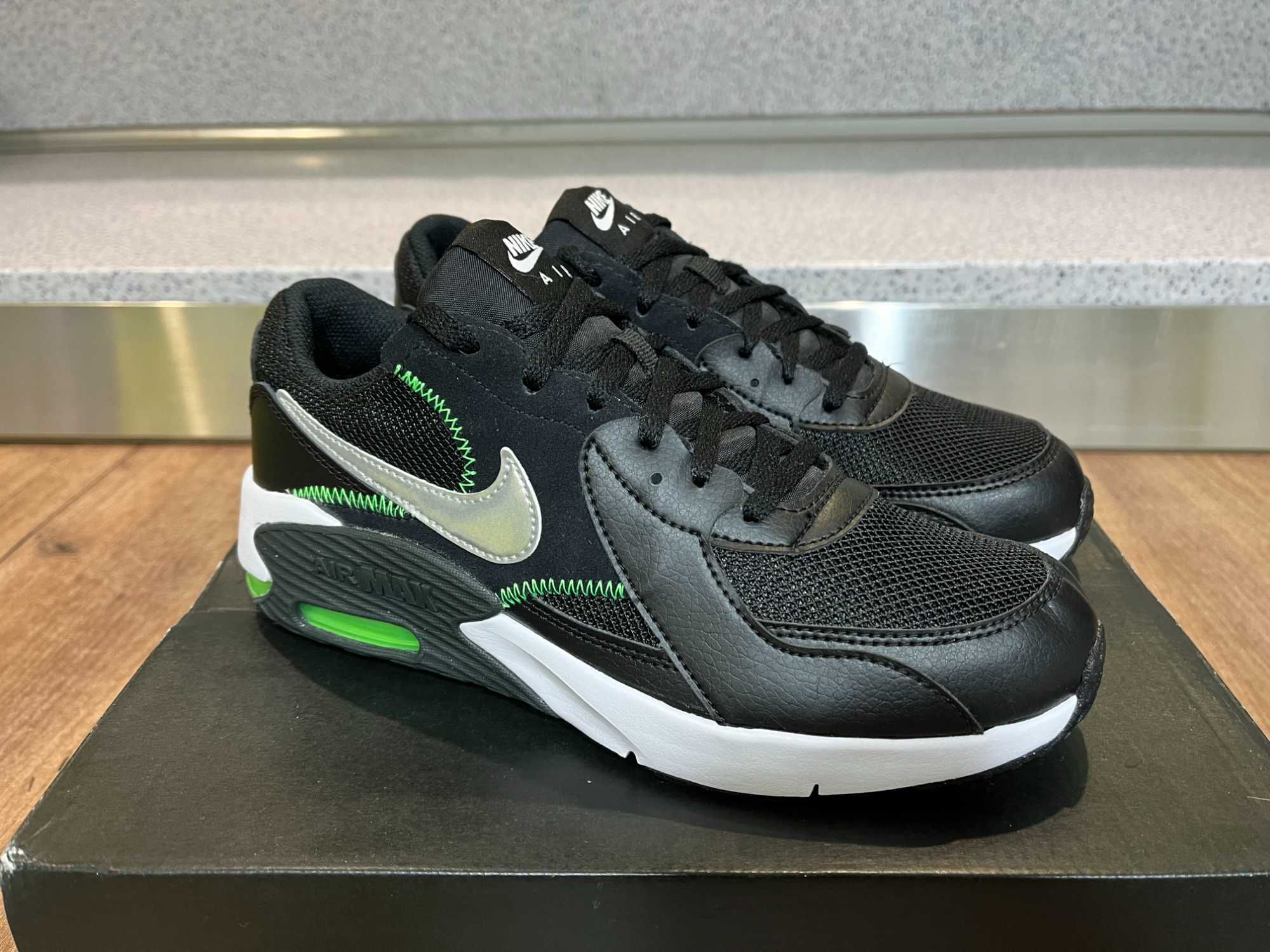 ОРИГИНАЛНИ *** Nike Air Max Excee GS 'Black Green Strike'