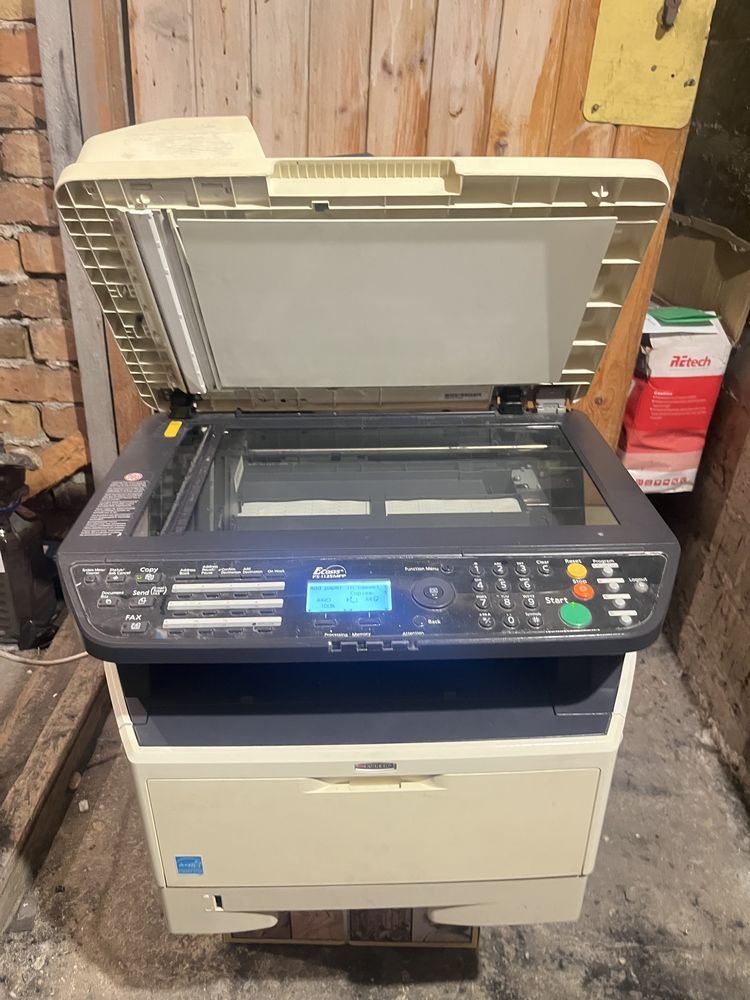 Принтер Kyocera FS-1135MFP