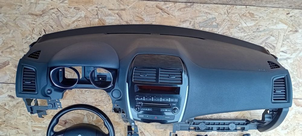 Kit planșă bord Citroen C4 Aircross airbag volan/ genunchi + centuri