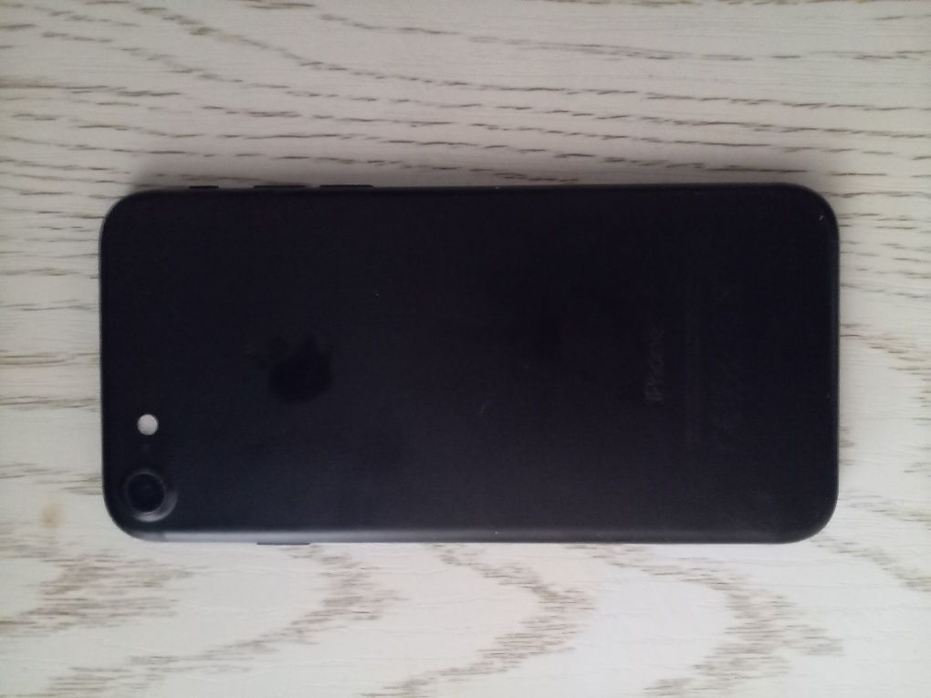 iphone 7 128 ГБ П