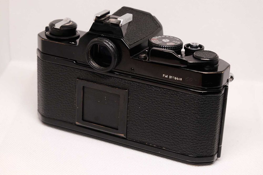 Nikon FM cu Nikkor 50/1.8 pancake