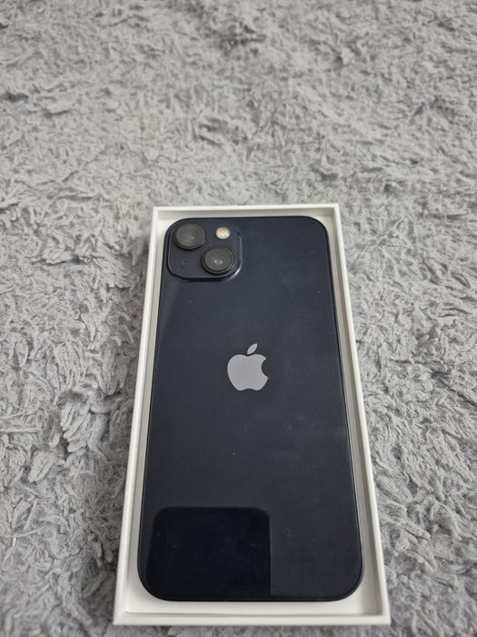 iPhone 13          N