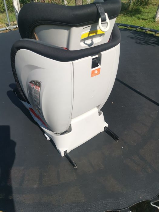 Детско столче с изофикс