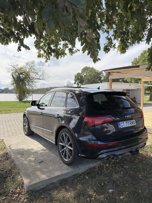 Audi SQ5 Competition