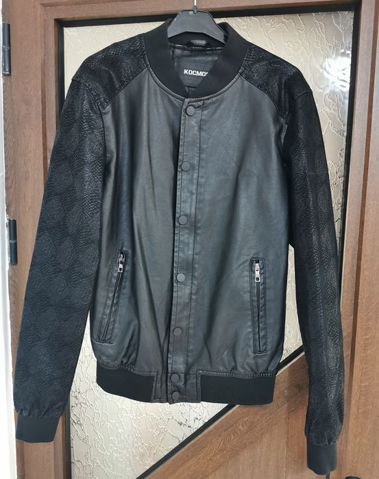 Кожено яке Космос