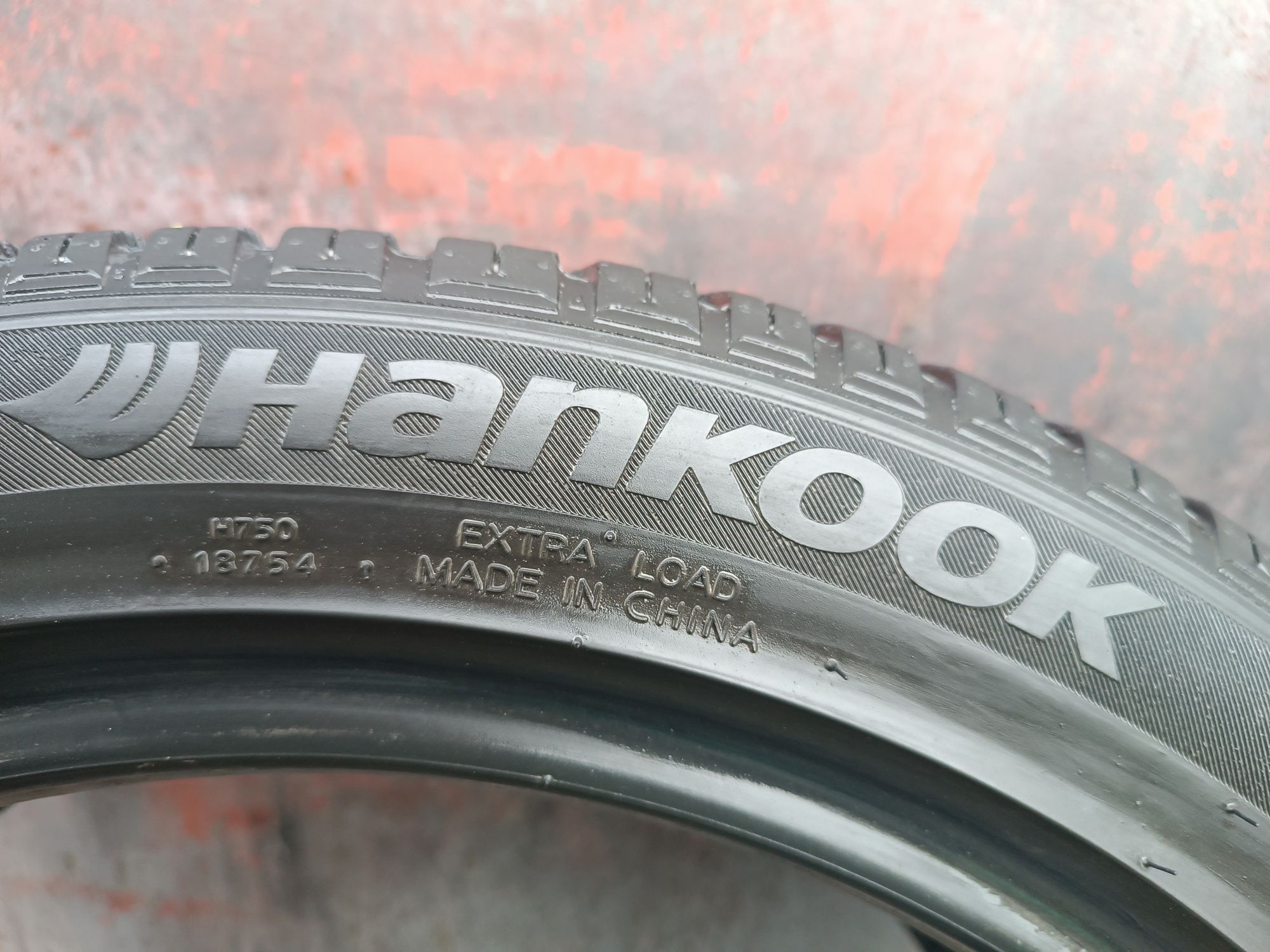 225/45/17 Hankook Дот 0721