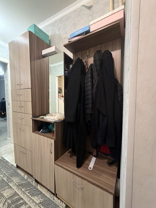 Шкафы для спальный и прохожий