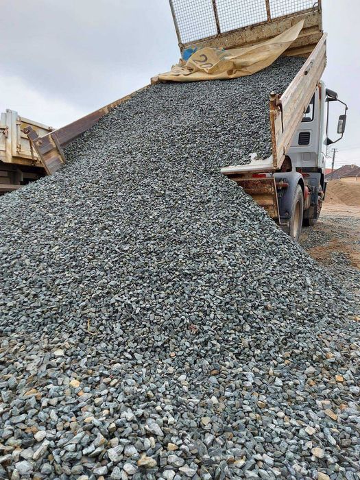 Transport moloz , debarasez