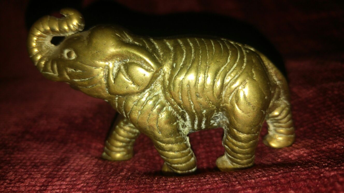 Sculptura elefant din bronz