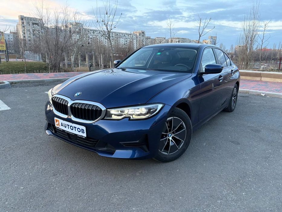 BMW Seria 3 Impecabil / TVA deductibil / Scaune incalzite / Ceasuri digitale