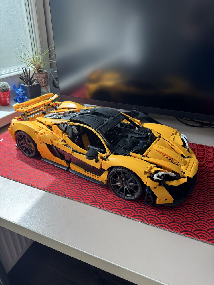 Lego Technic Mclaren P1