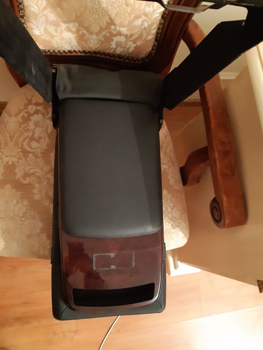 Подлокотник,блоки на только на  W221,S500,S65AMG,S63AMG,S600 Mercedes