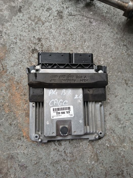Calculator motor ECU audi a4 b8 CAGC 03L 906 022