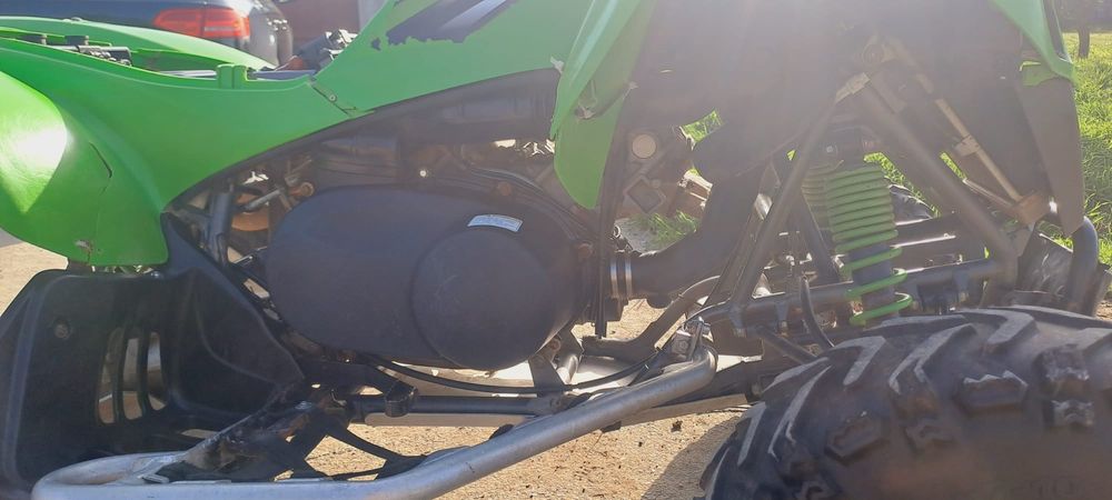 Vând Atv quad Kawasaki KFX 700