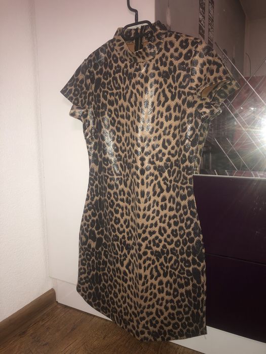 Кожена рокля, размер S
