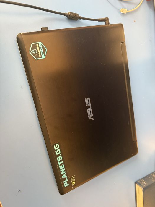 Продам ноутбук Asus