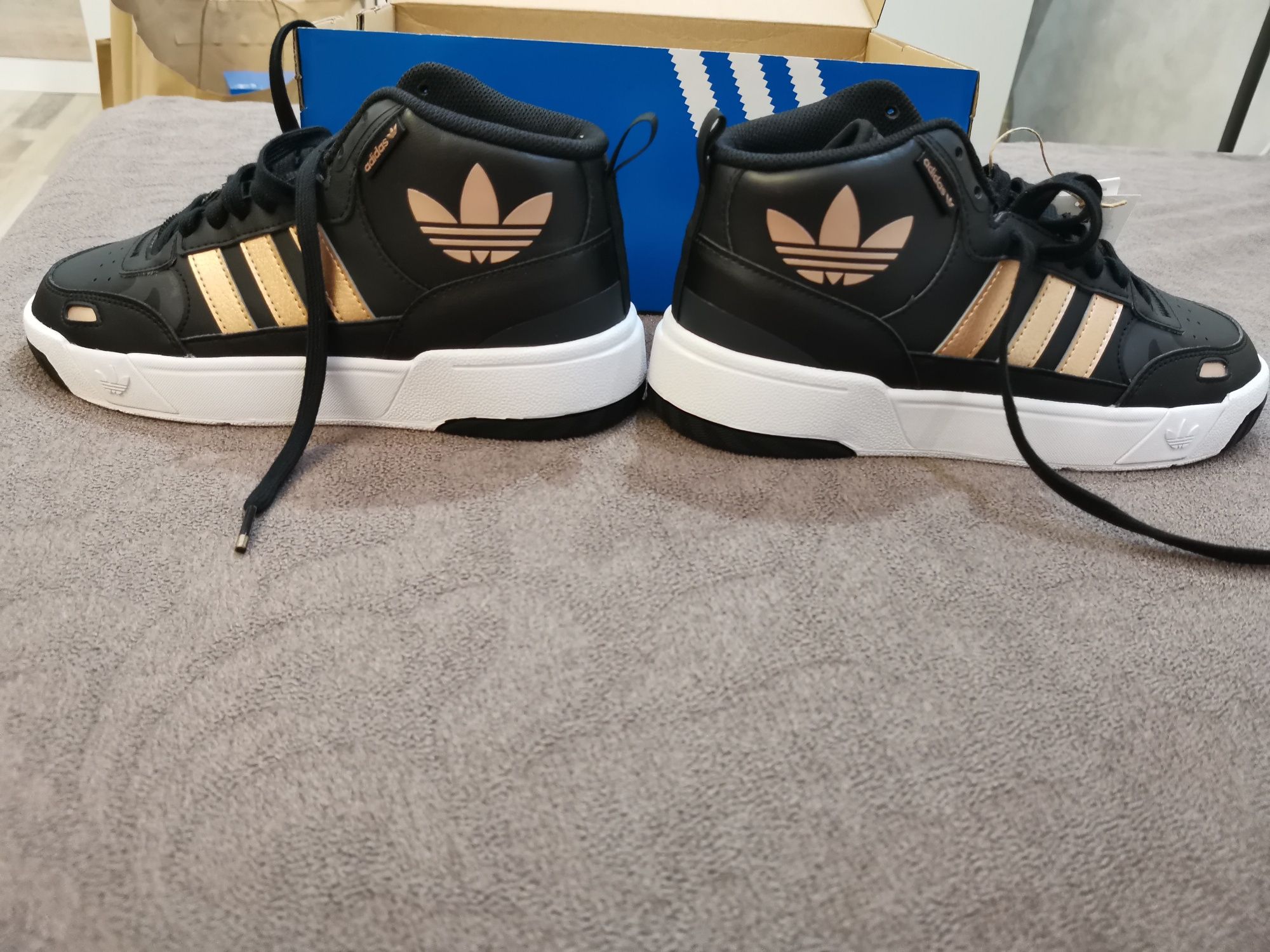 Adidas Post up w 40н