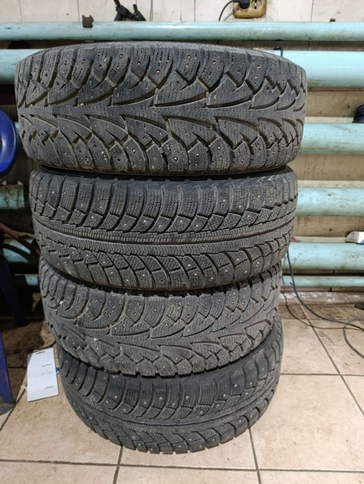 Продам зимнюю резину