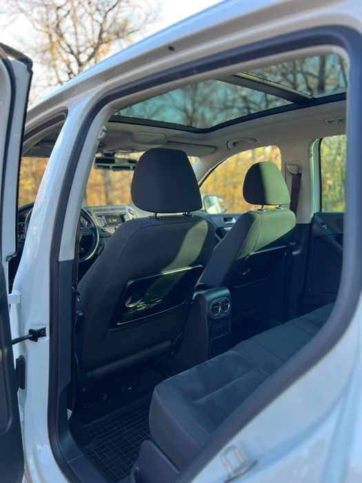Tiguan 2.0 diesel , euro 5, 2013 , impecabil , panoramic , navi
