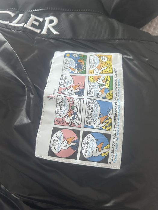 Geaca Moncler MONTCLA size 3(M) noua, made in Albania