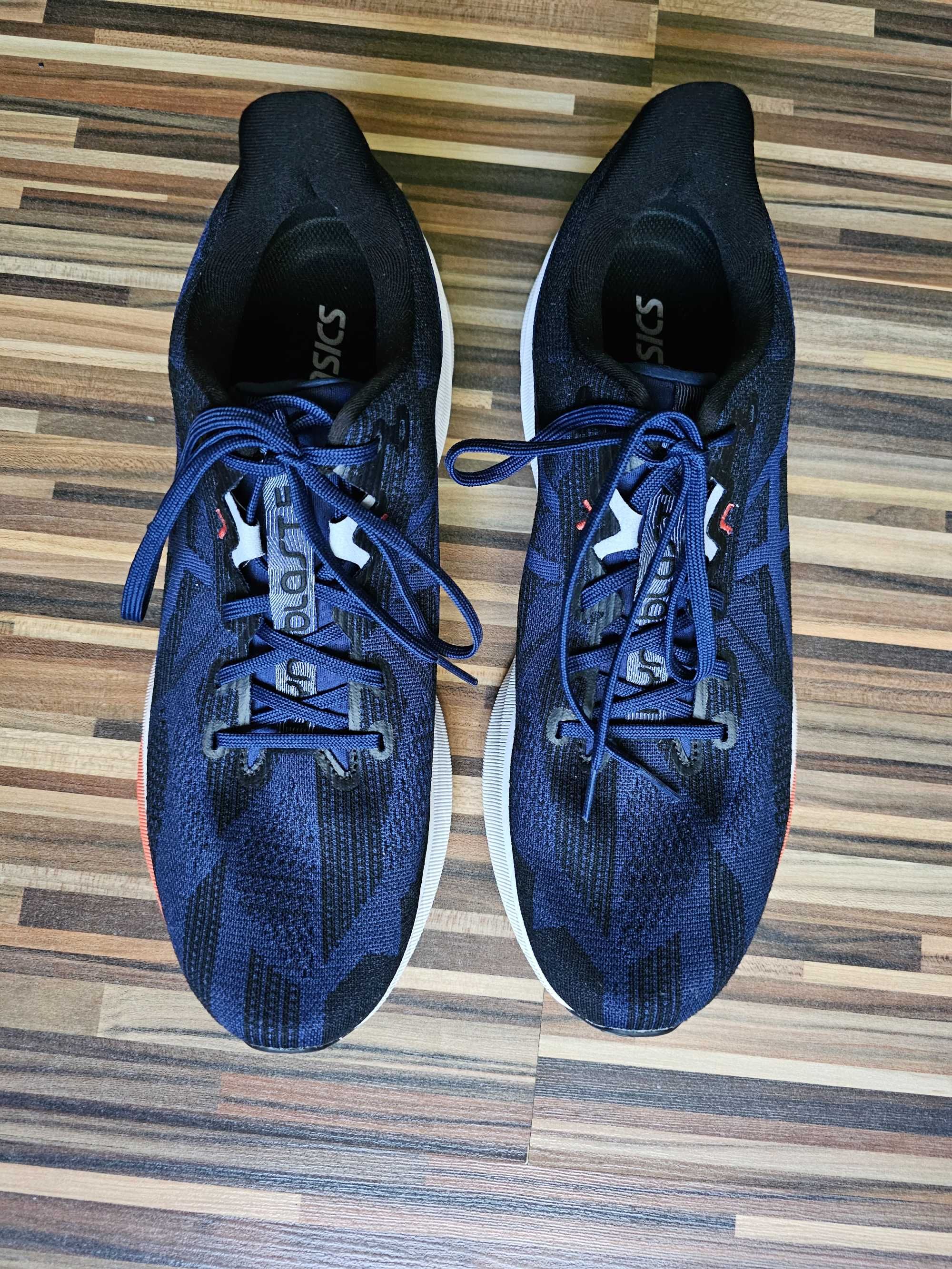 маратонки Asics Dynablast 5 / Fuji Lite 4