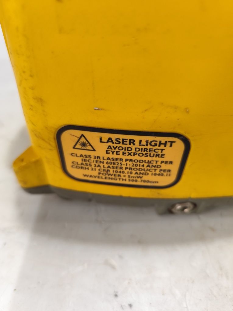 Ротационен лазерен нивелир Spectra HV 302 + RC 402N