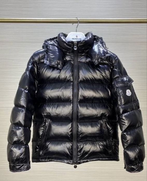 Moncler зимно черно яке