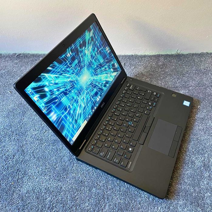 Latitude 5480 Dell, НОВА БАТ, i5-6300u, 8GB RAM, 256GB NVMe SSD PCIe