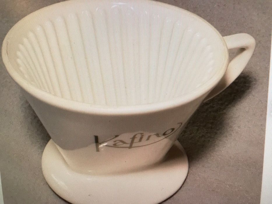 Прекраснa уникална   порцеланова чаша за филтриране на кафе „Kafino”