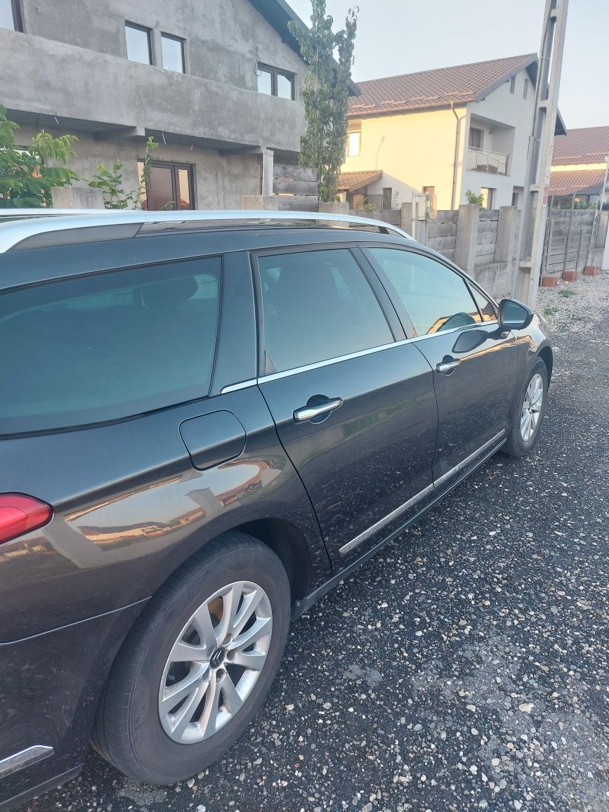 Vand Schimb Citroen C5 2013 Pret 20.000lei