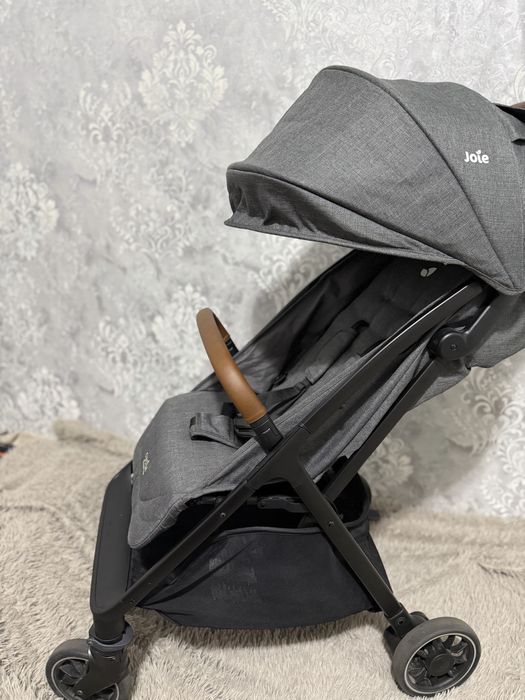 Легкая маневреная коляска joie pact pro идеальная замена anex и cybex