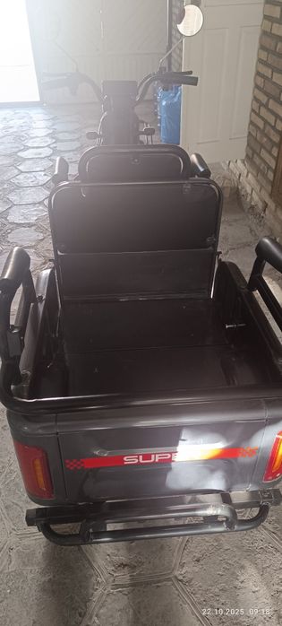 Продам электроскутер.