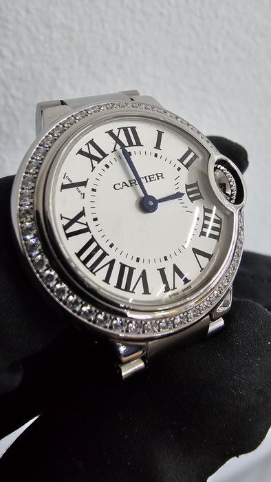 Продам женские часы Cartier Ballon Bleu