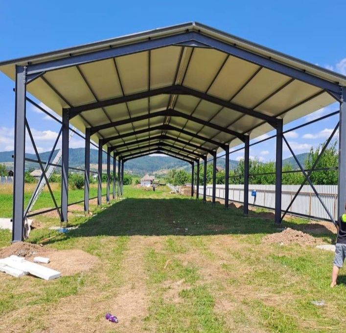 Vand o structura metalică nouă 25x12x4 300 m³ ,o vând pentru  sudată î