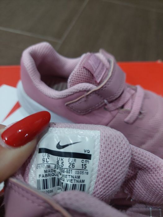 Детски Оригинални маратонки nike 26 номер