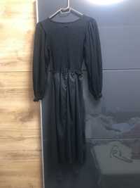 Rochie neagra urgent