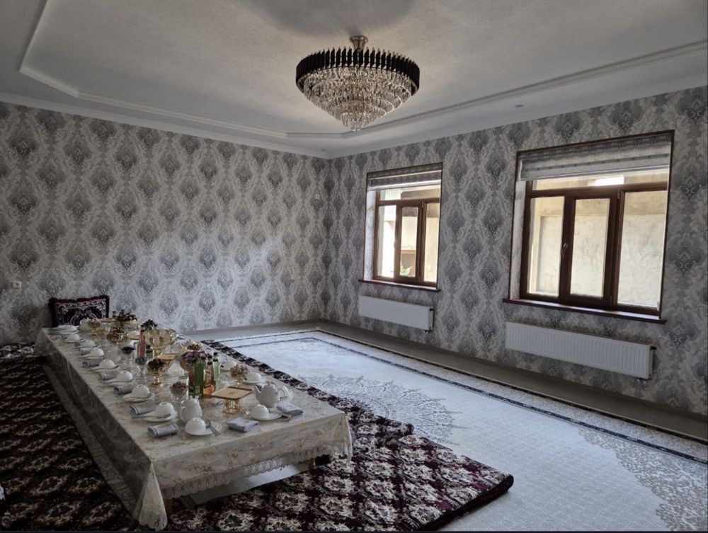 Limonariyada 8 sotokli uy sotiladi