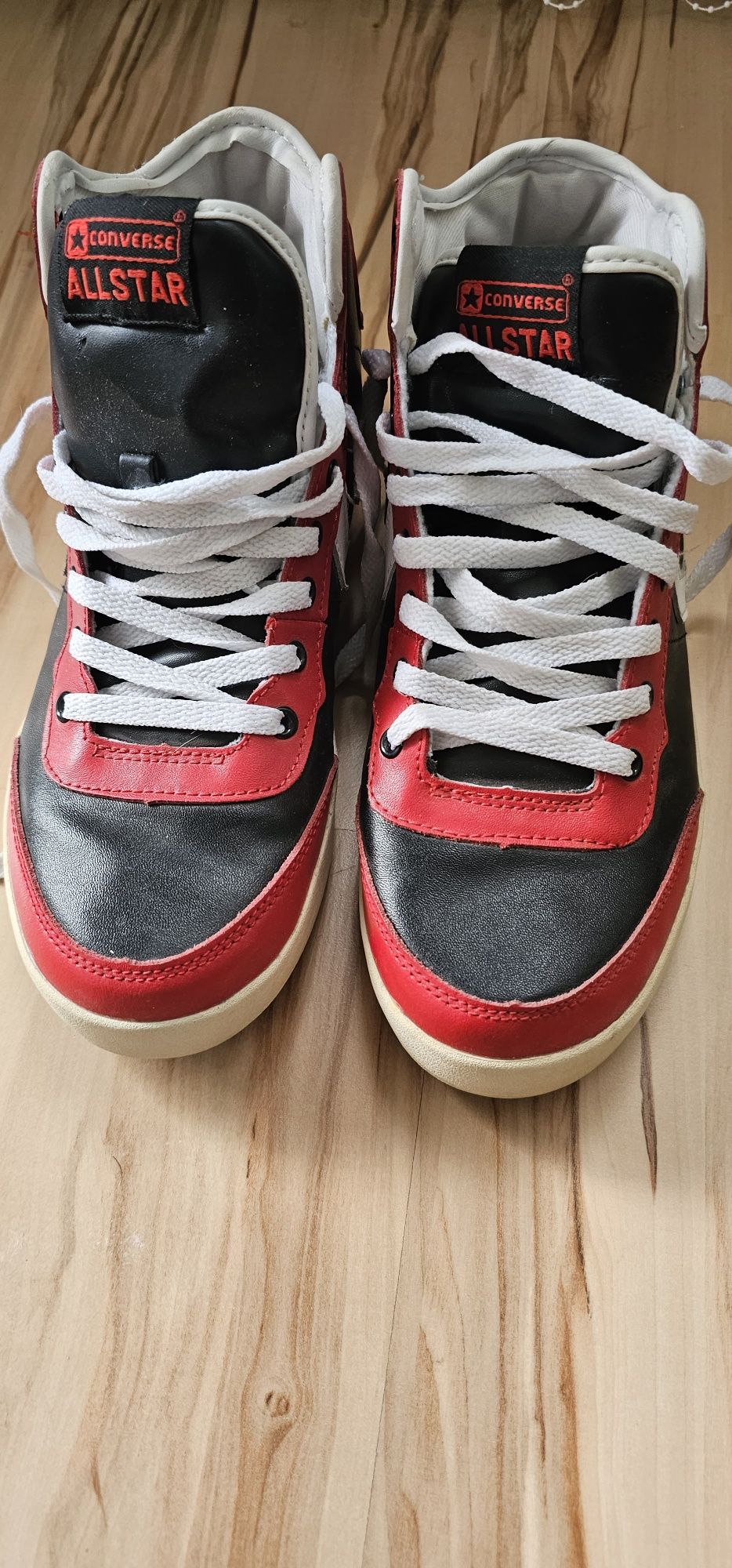 Маратонки Converse