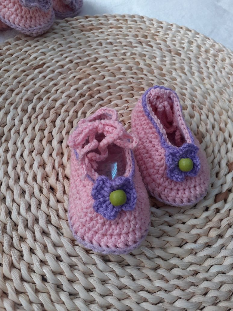 botoseii bebe,încălțăminte bebelusi ,hand made ,noi