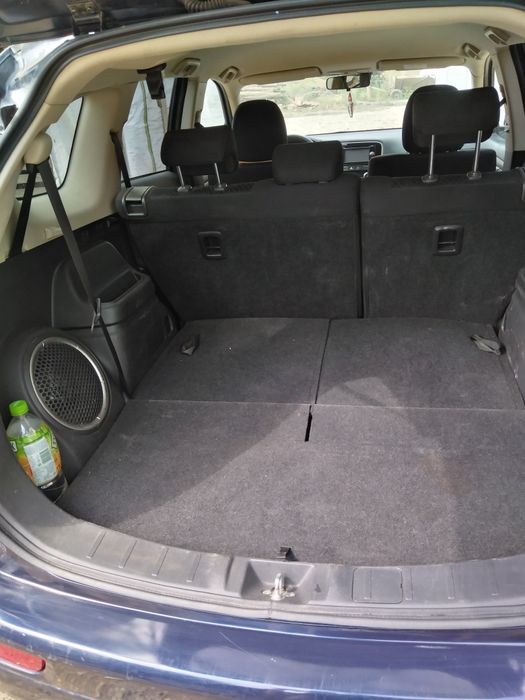 Mitsubishi Outlander 7 locuri 4WD