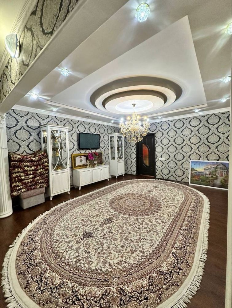 Мирабадский р-н Куйлюк массив 4 3/3/9 чистая квартира 70м2