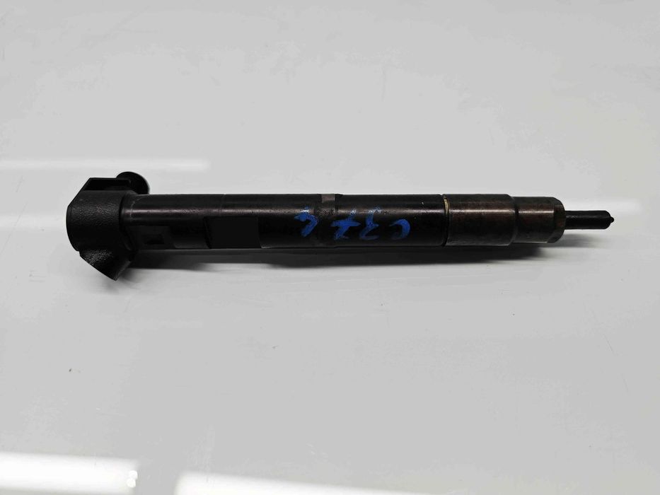 Injector Mercedes Clasa C Combi (S205) [Fabr 2015-prezent] A6510703287